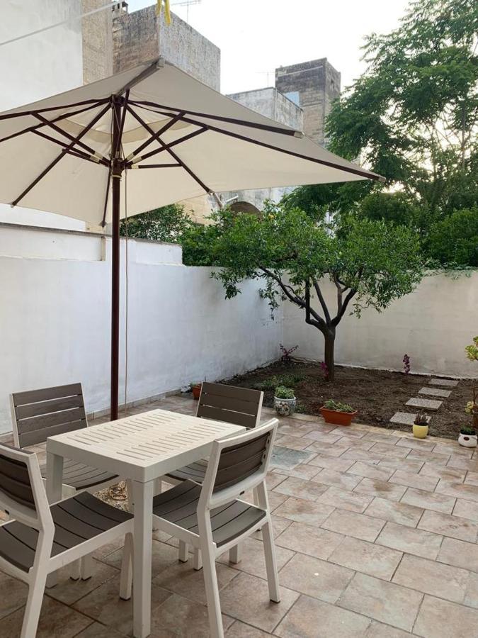 Origini - Apartment With Private Garden Lecce Exterior foto